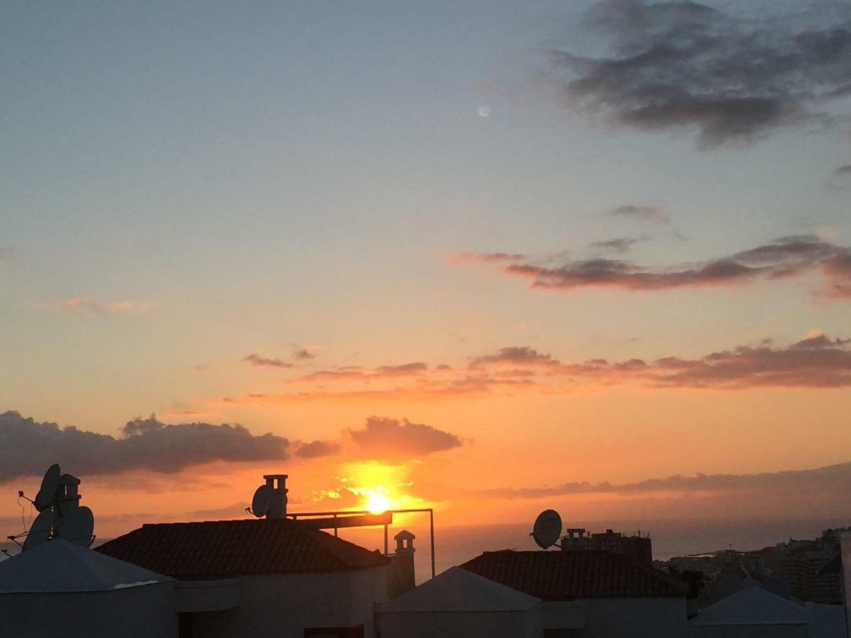 Porto Royale Apartment Los Cristianos  Exterior photo